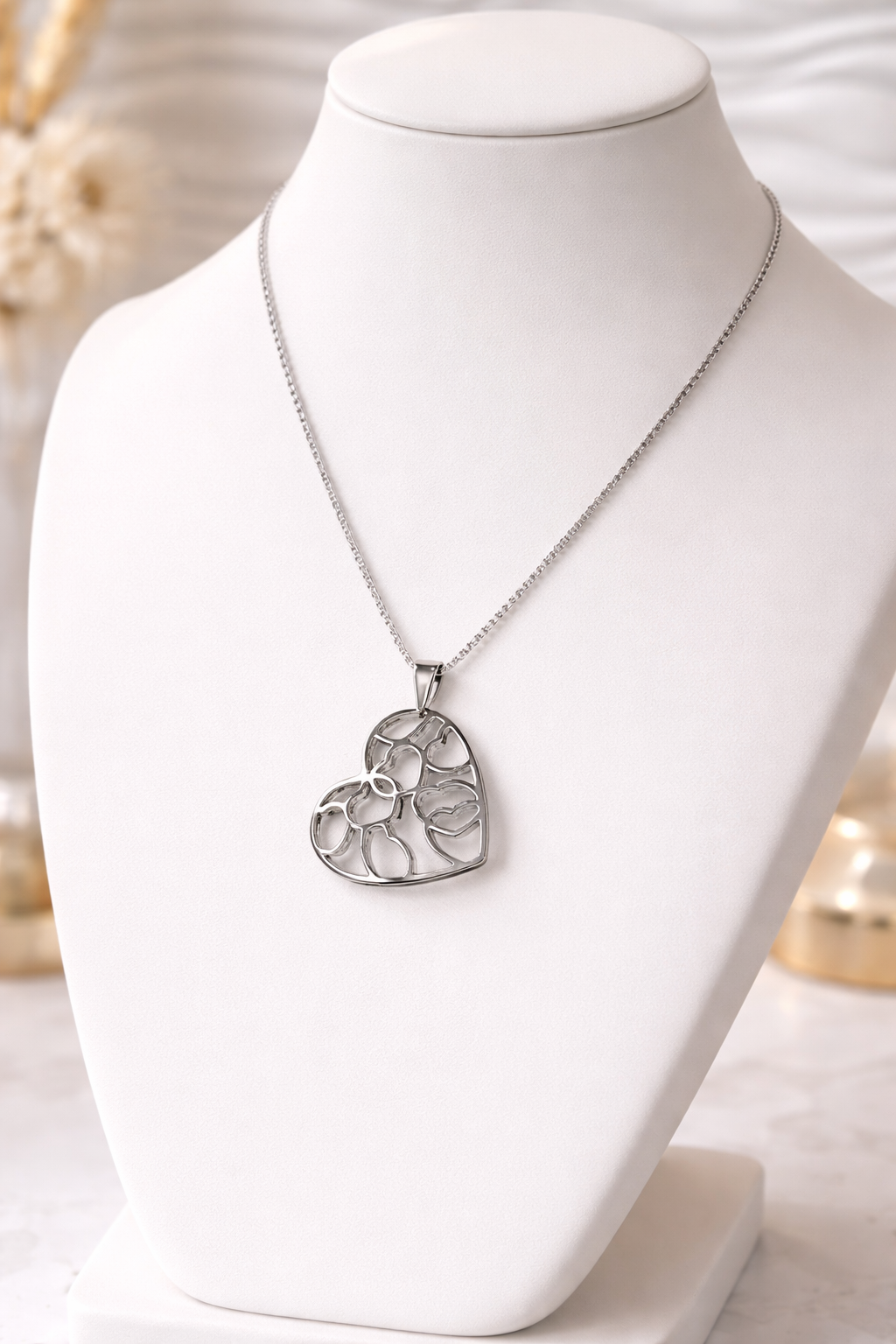 Eternal Hearts Vault – Cadena de Corazón 3D en Stainless Steel 24”